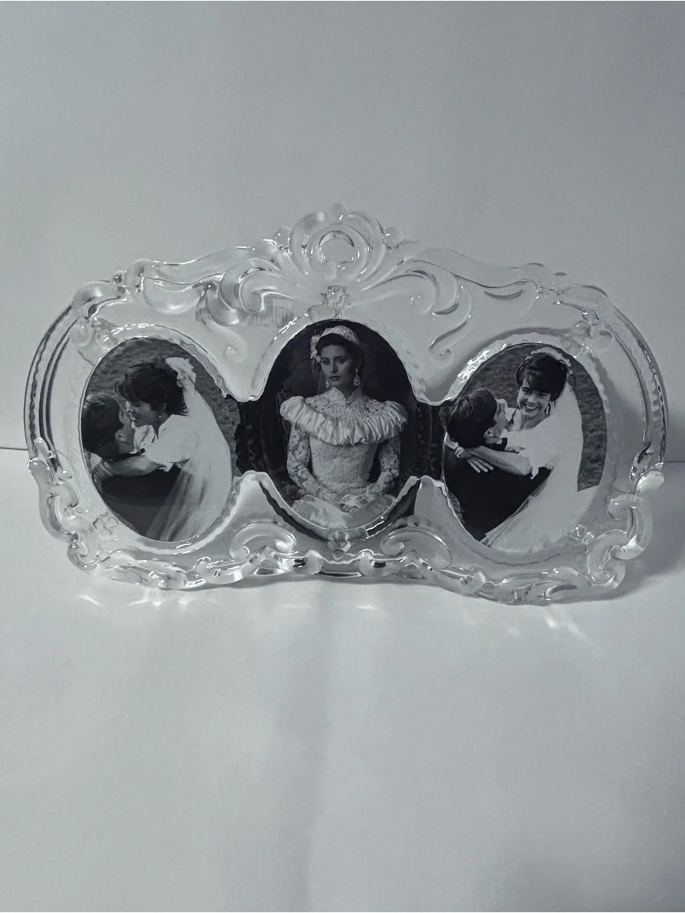 Made in Germany Crystal Oval 3-Photo Frame